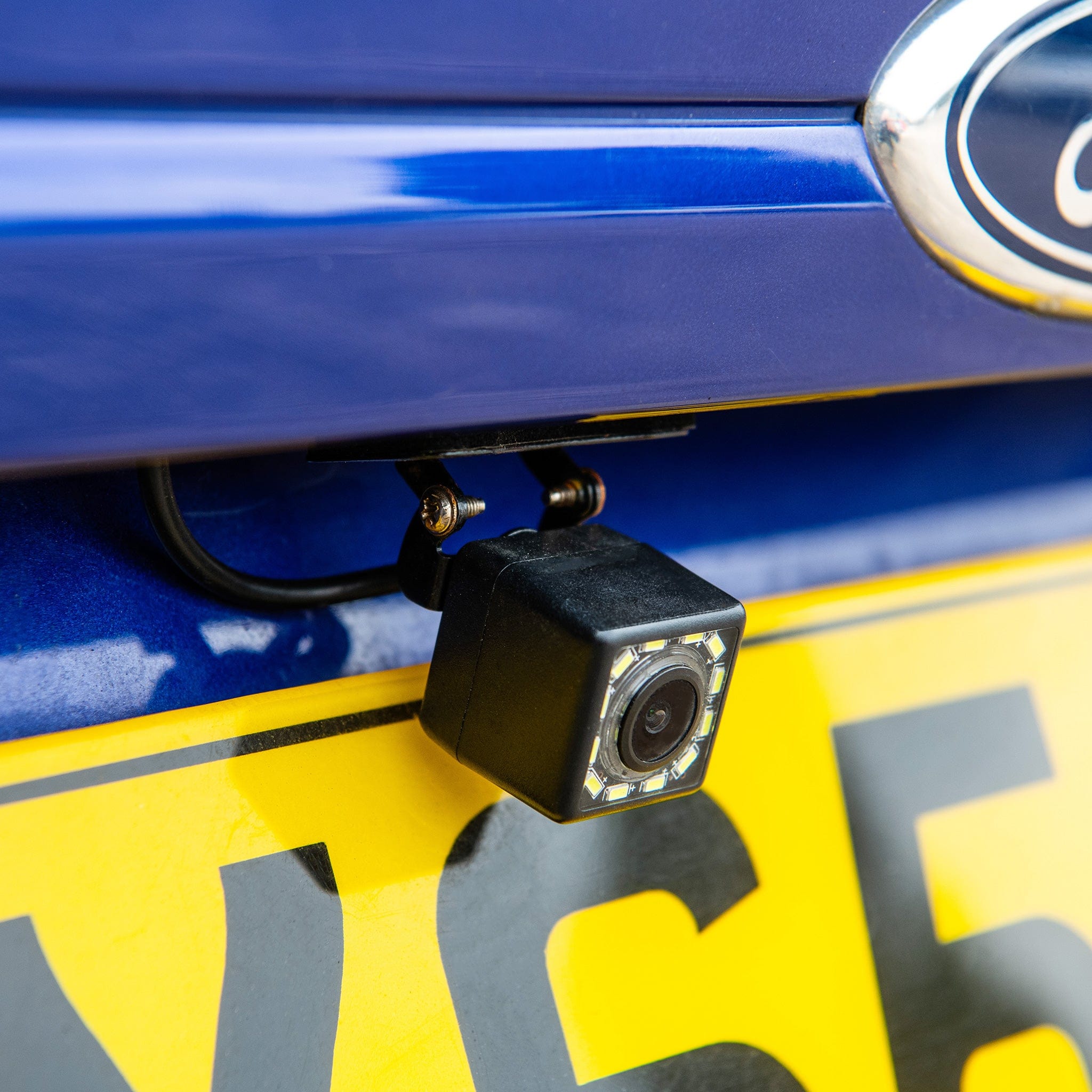 Road Angel Reversing Cameras Road Angel RA8200 Universal Compact Reversing Camera with LED Lights for Night Time driving